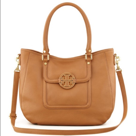 Tory Burch Handbags - Tory Burch Amanda Hobo